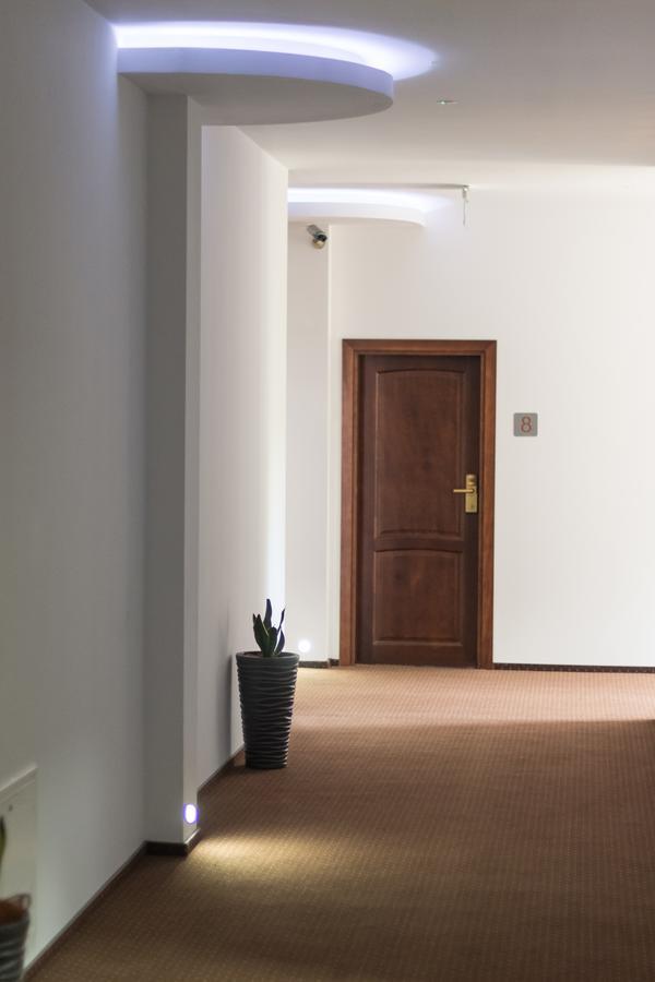 First Hotel Tczew Buitenkant foto